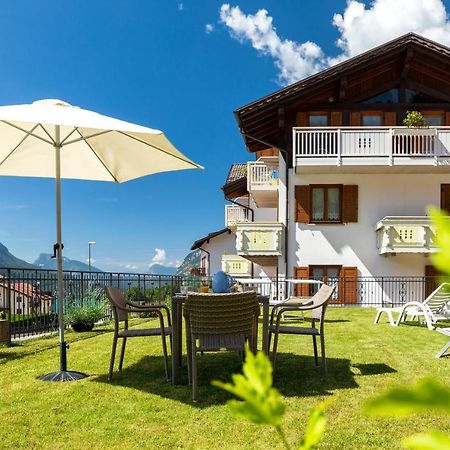 Appartamenti Residenza Pineta Molveno Exteriör bild