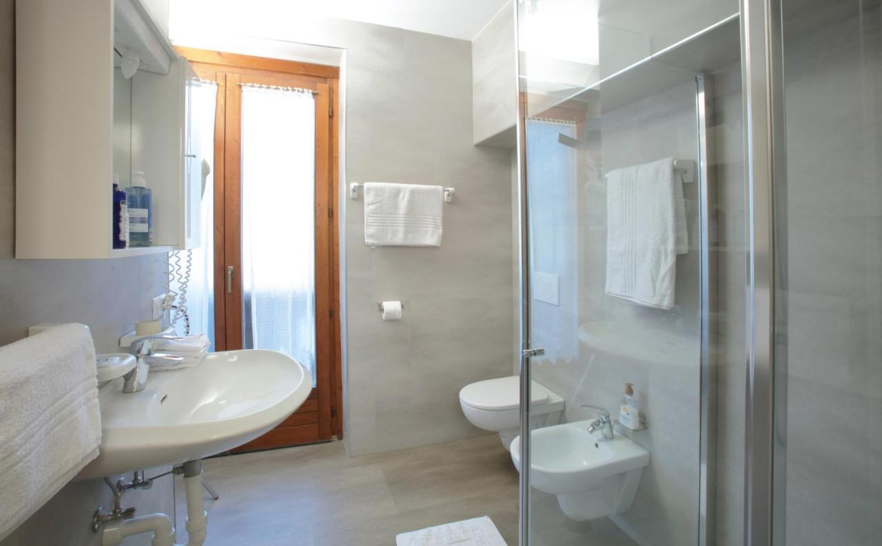 Appartamenti Residenza Pineta Molveno Exteriör bild