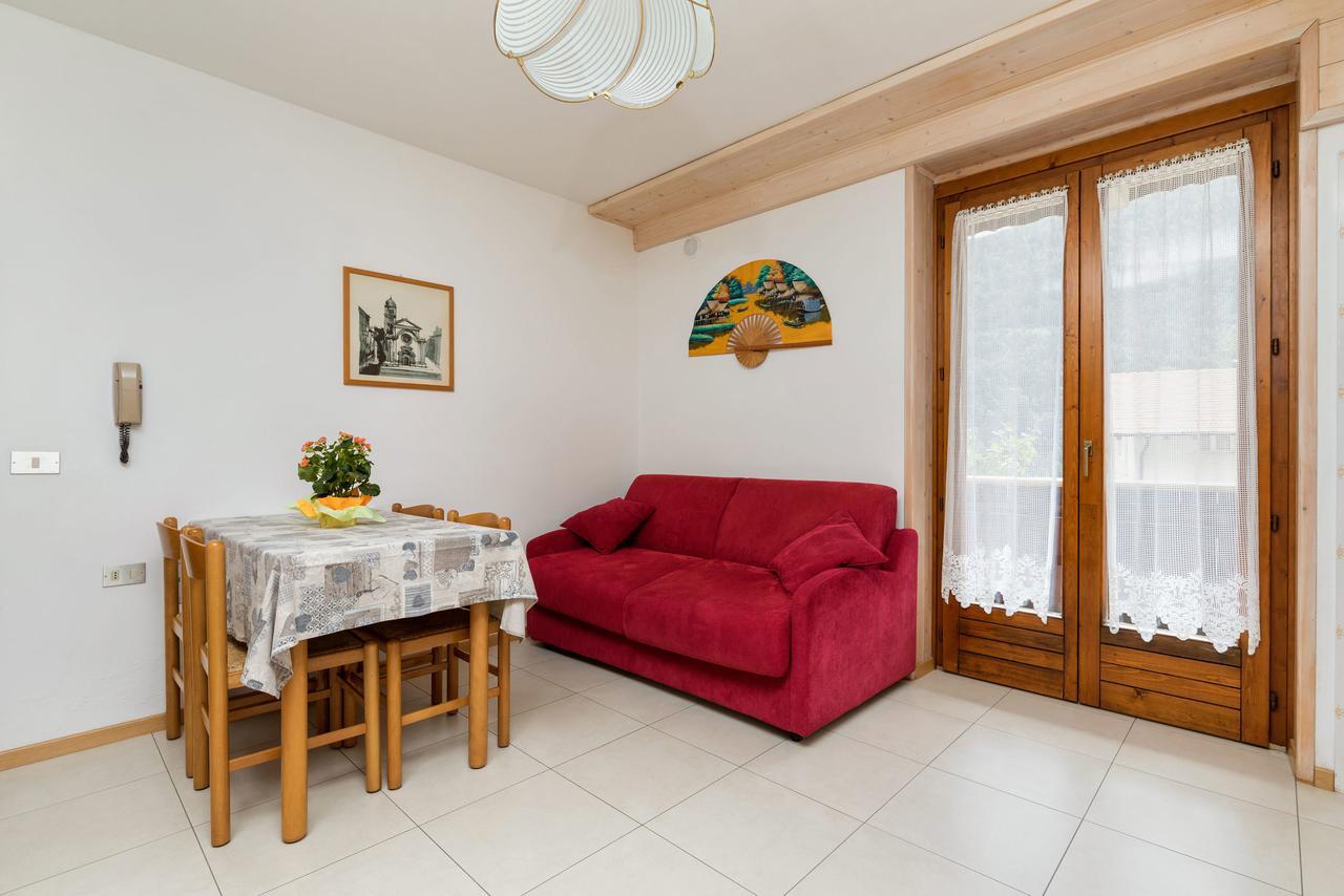 Appartamenti Residenza Pineta Molveno Exteriör bild