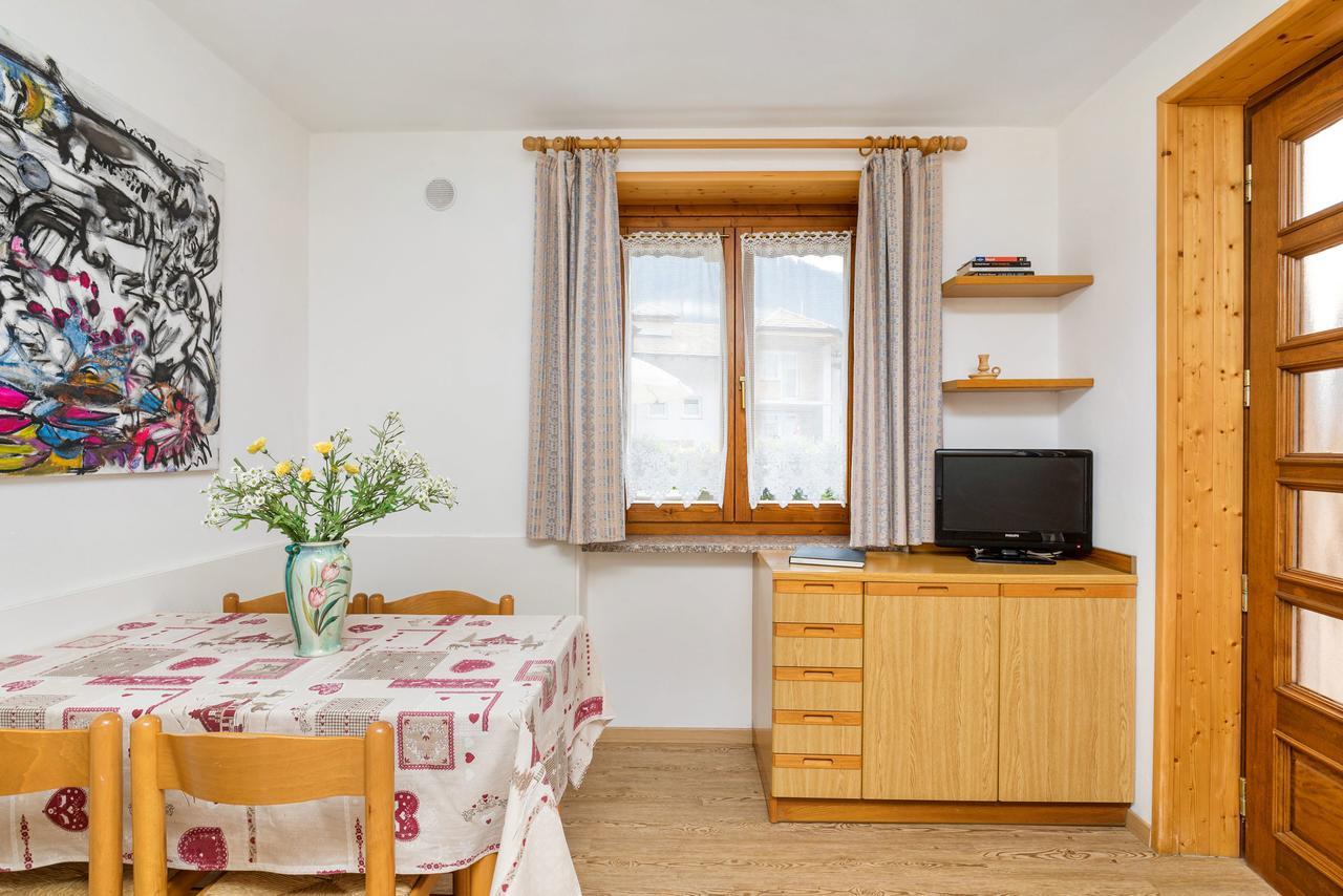 Appartamenti Residenza Pineta Molveno Exteriör bild
