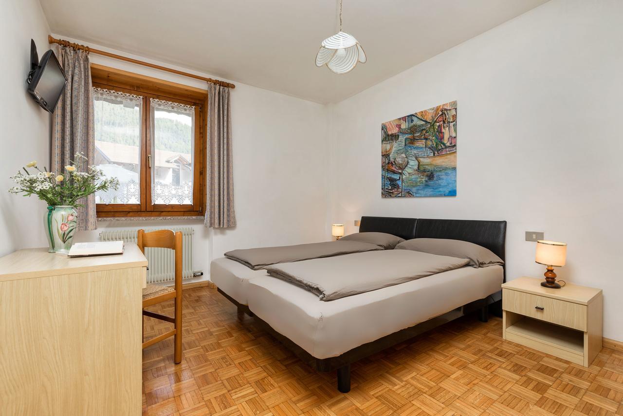 Appartamenti Residenza Pineta Molveno Exteriör bild