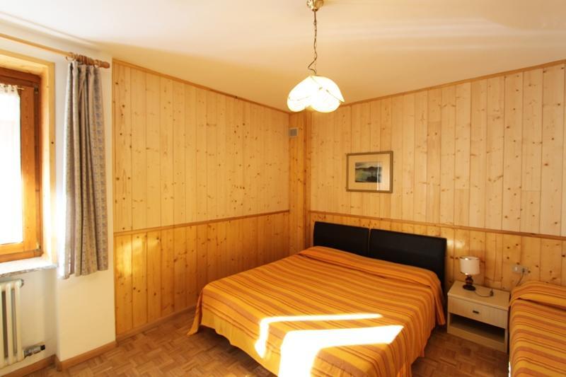 Appartamenti Residenza Pineta Molveno Exteriör bild