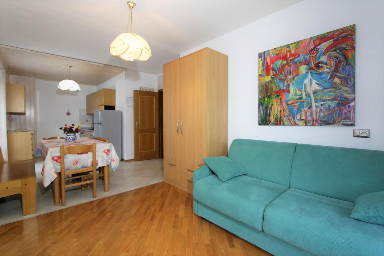 Appartamenti Residenza Pineta Molveno Exteriör bild
